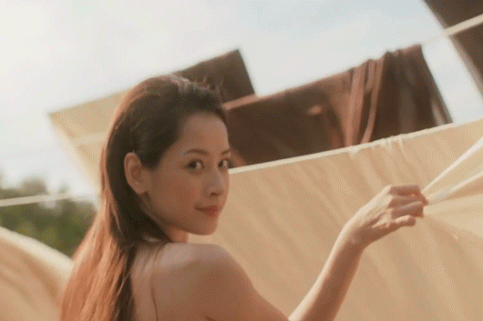 Funny Gifs : Vietnamese beauty lover will take a tight dress Gif - VSGIF.com Funny Gifs : Vietnamese beauty lover will take a tight dress Gif - VSGIF.com